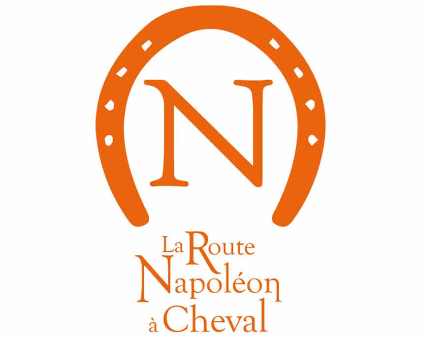 La route Napoléon à Cheval : l’identité visuelle en fer de lance